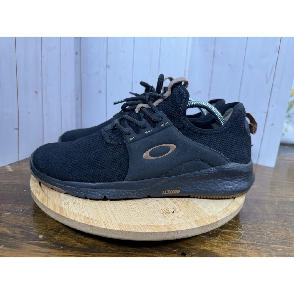 Oakley Mens‎ Dry Sneakers Black Gum Athletic Running Shoes Lace Up Size 9 US